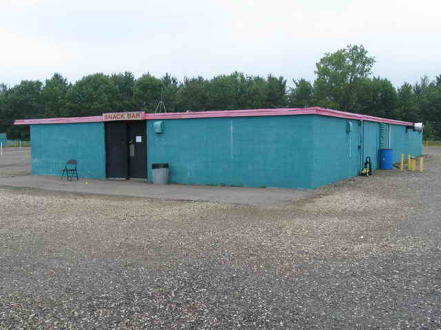 Springmill Twin Drive In - 2010 Photo (newer photo)